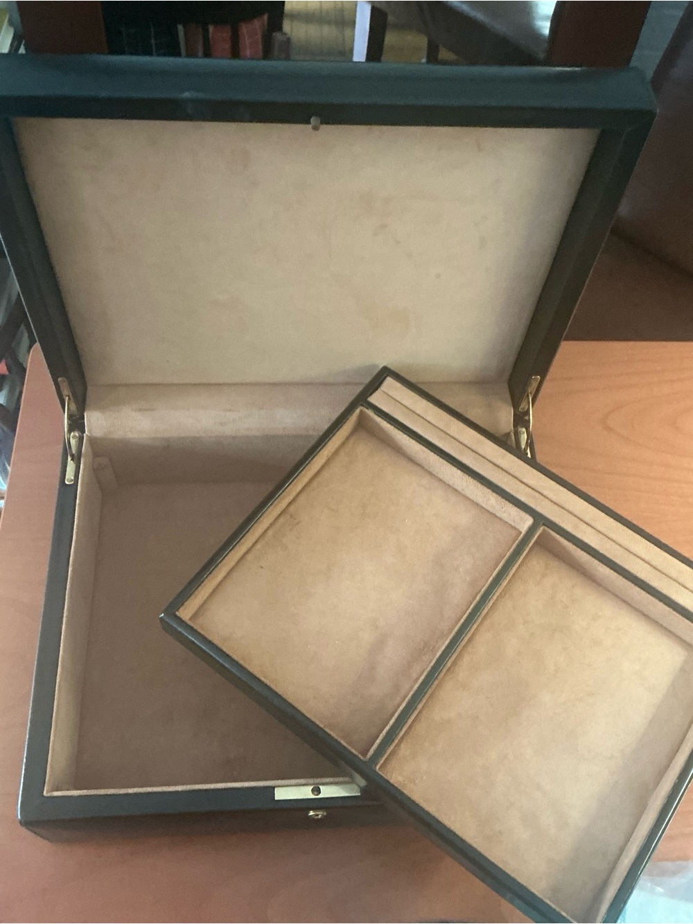 T. Anthony Green Calf Leather Jewelry Box with Cream Interior